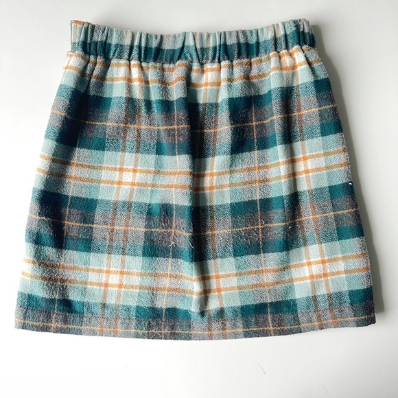 American Eagle Plaid Fleece Skirt - Picture 2 of 3